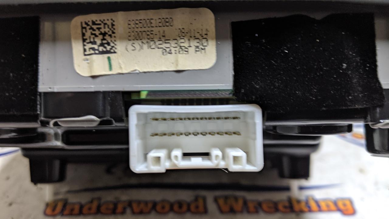View Auto part Courtesy Light Toyota Kluger 2014