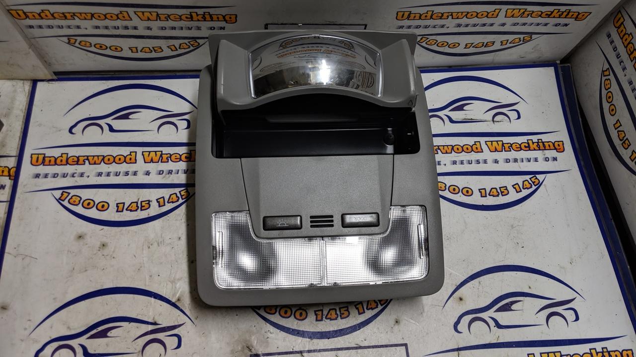 View Auto part Courtesy Light Toyota Kluger 2014
