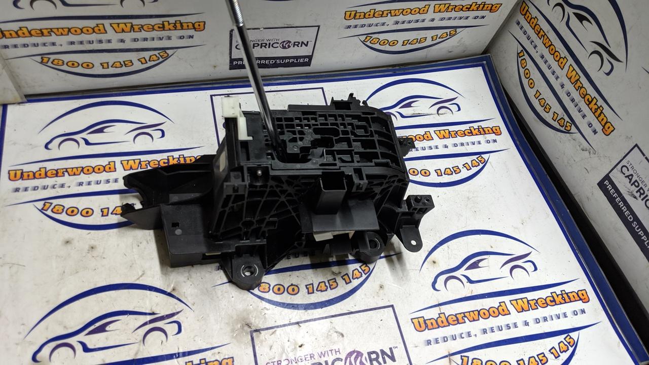View Auto part Gear Stick/Shifter Toyota Kluger 2014