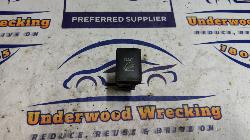 View Auto part Misc Switch/Relay Toyota Kluger 2014
