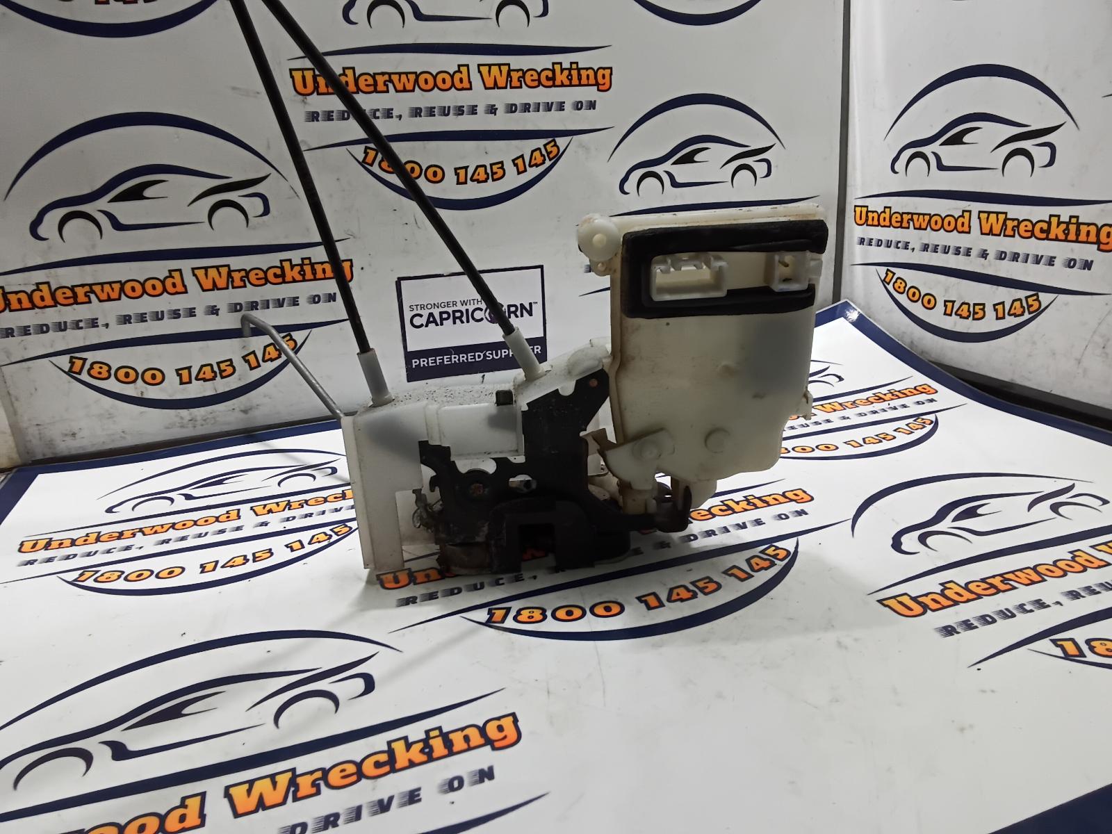 View Auto part Door/Boot/Gate Lock Mazda Cx7 2011