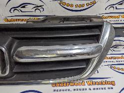 View Auto part Grille Honda Crv 2004