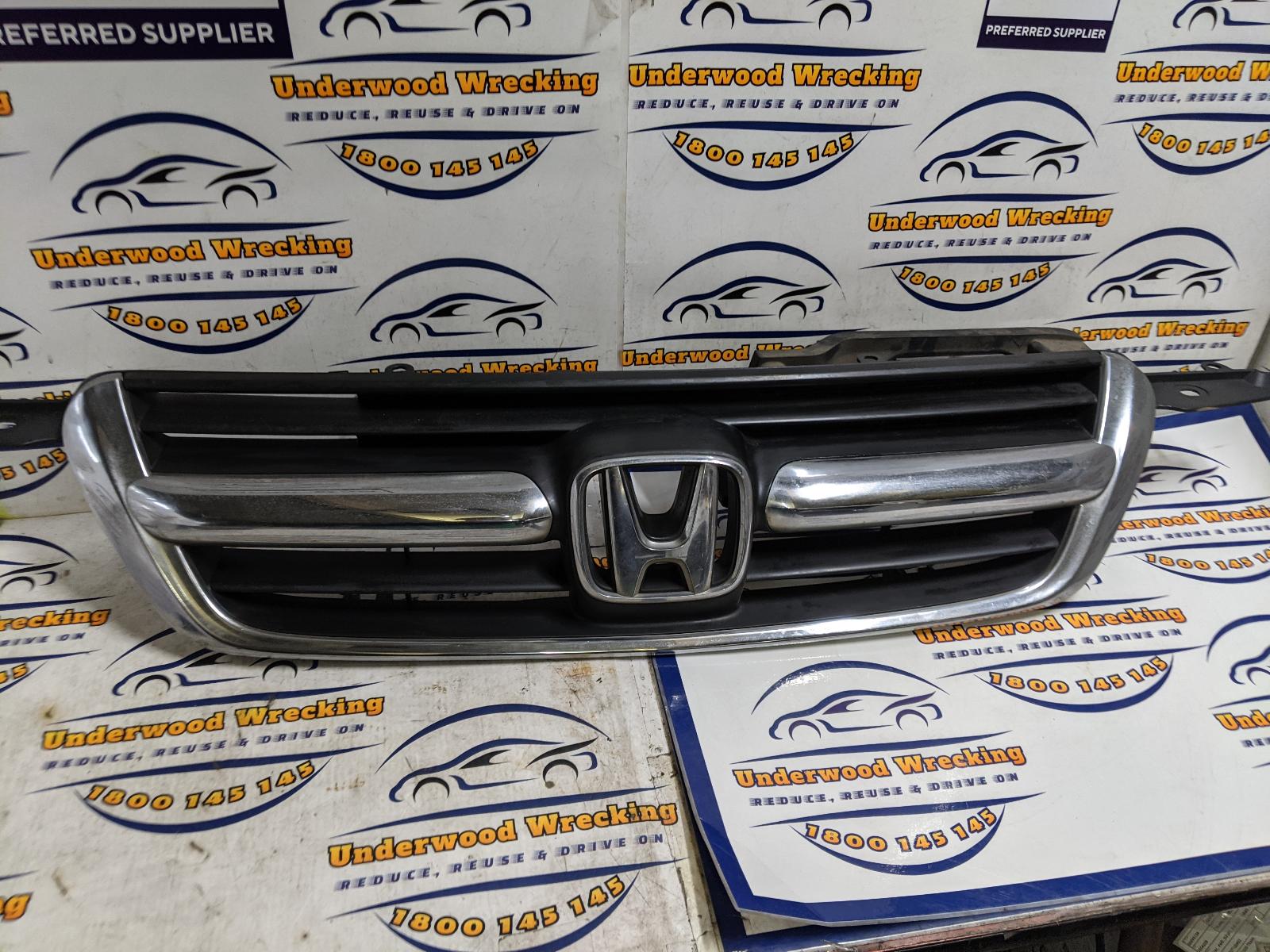 View Auto part Grille Honda Crv 2004