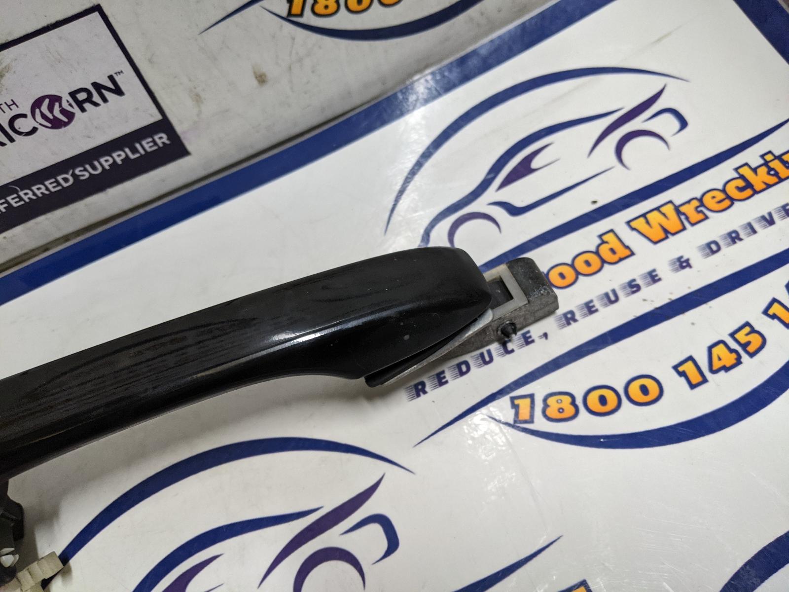 View Auto part Door Handle Honda Crv 2004