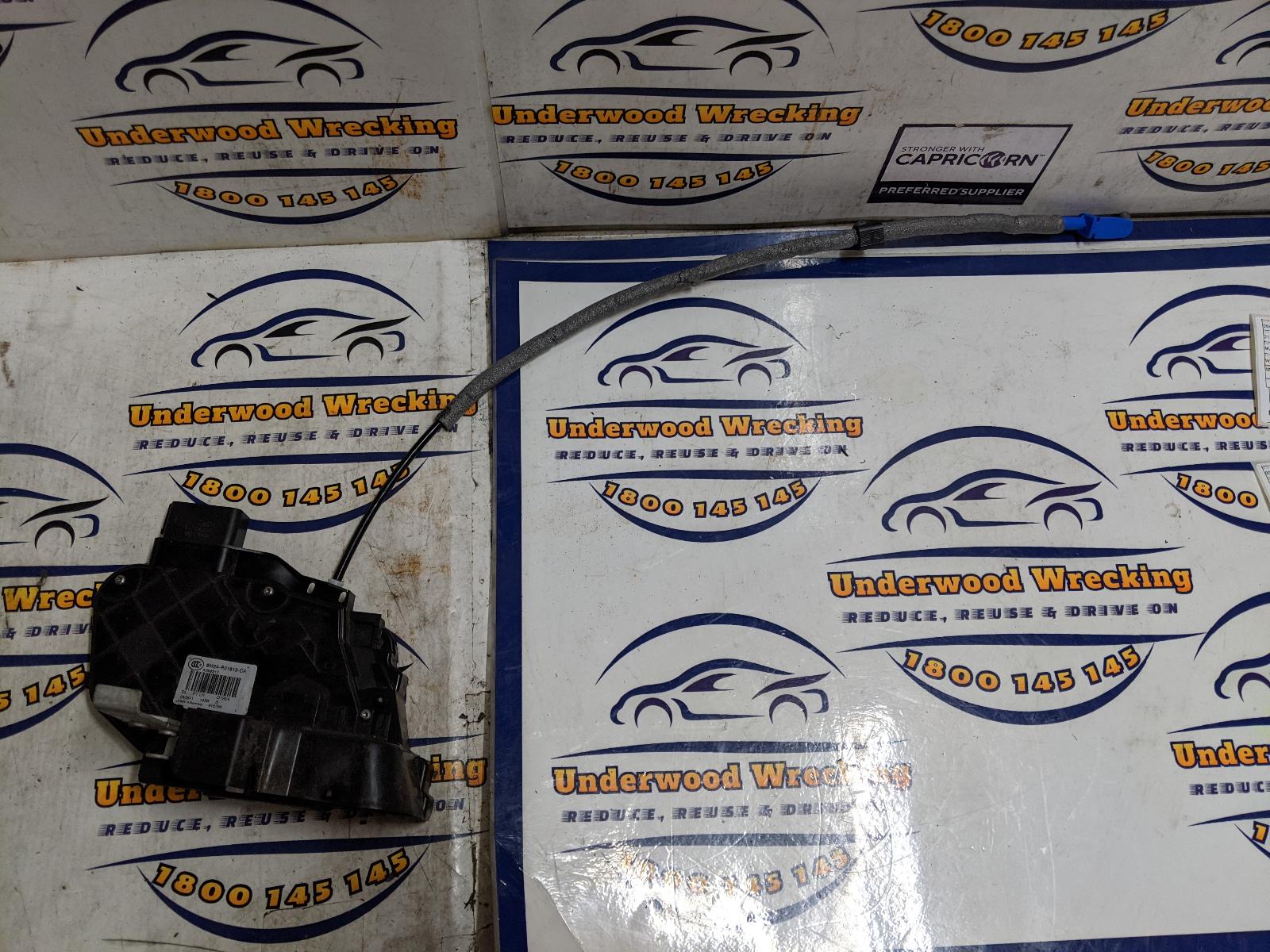 View Auto part Door/Boot/Gate Lock Ford Mondeo 2011