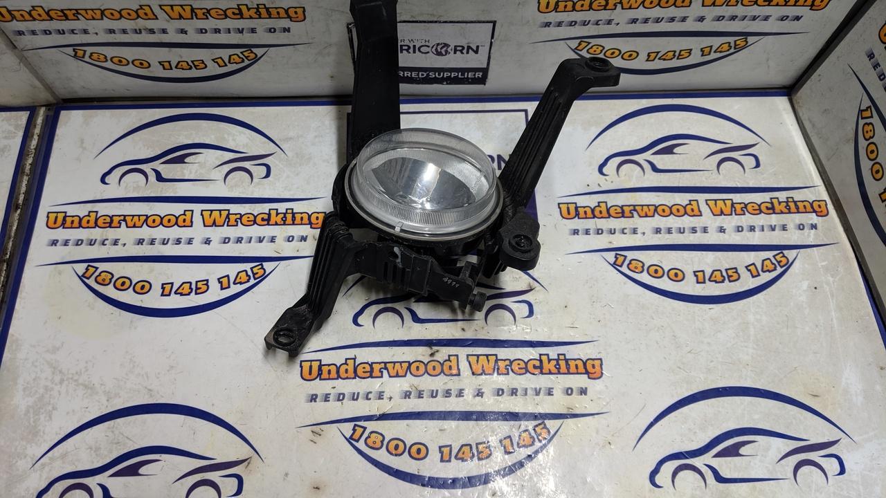 View Auto part Right Indicator/Fog/Side Ssangyong Stavic 2014