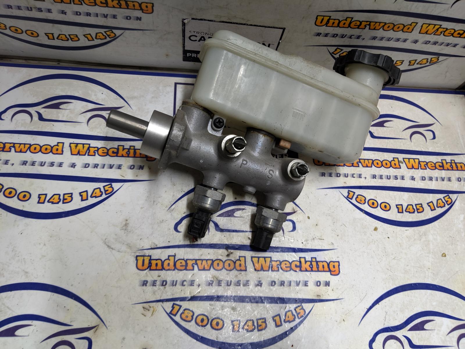View Auto part Master Cylinder Ssangyong Stavic 2014