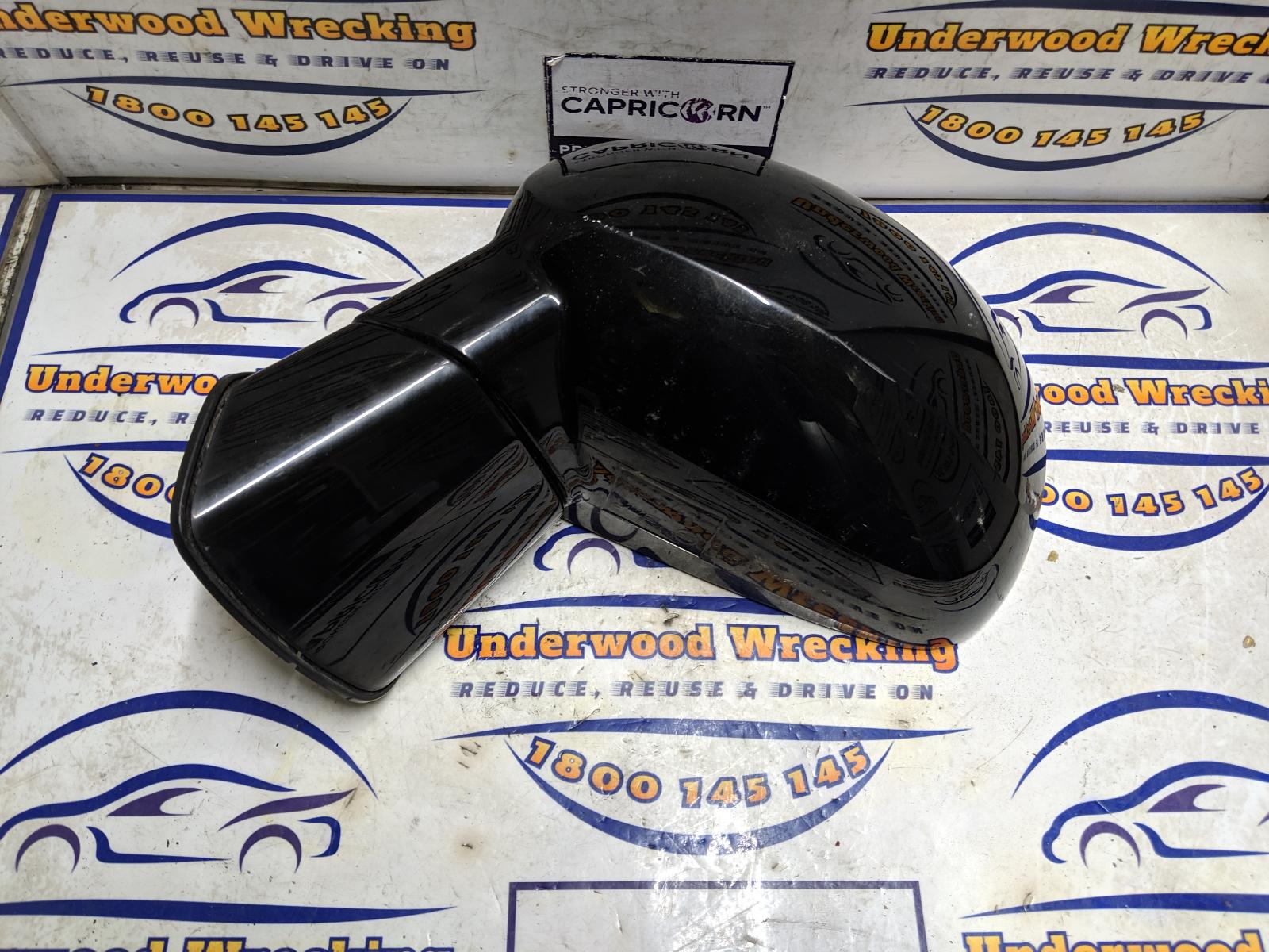 2014 Ssangyong Stavic Left Door Mirror View Auto part Left Door Mirror Ssangyong Stavic 2014