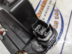 View Auto part Door/Boot/Gate Lock Ssangyong Stavic 2014