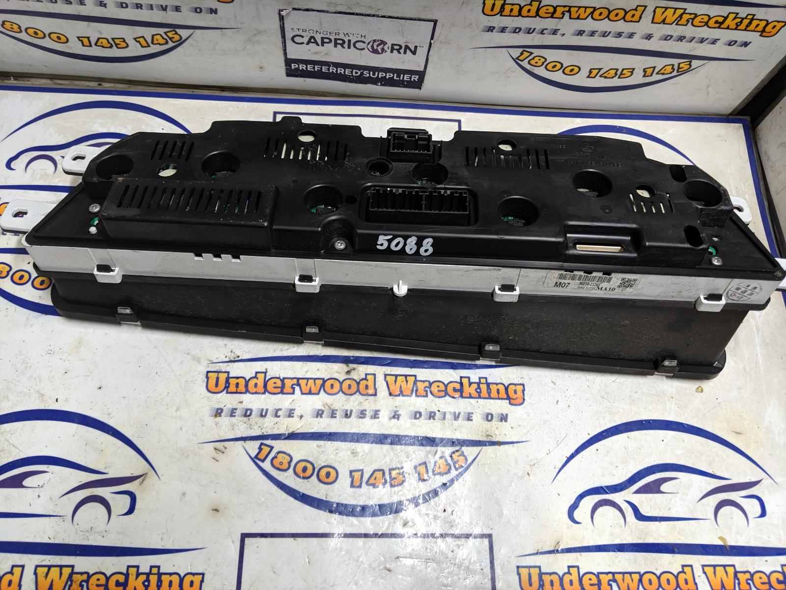 View Auto part Instrument Cluster Ssangyong Stavic 2014