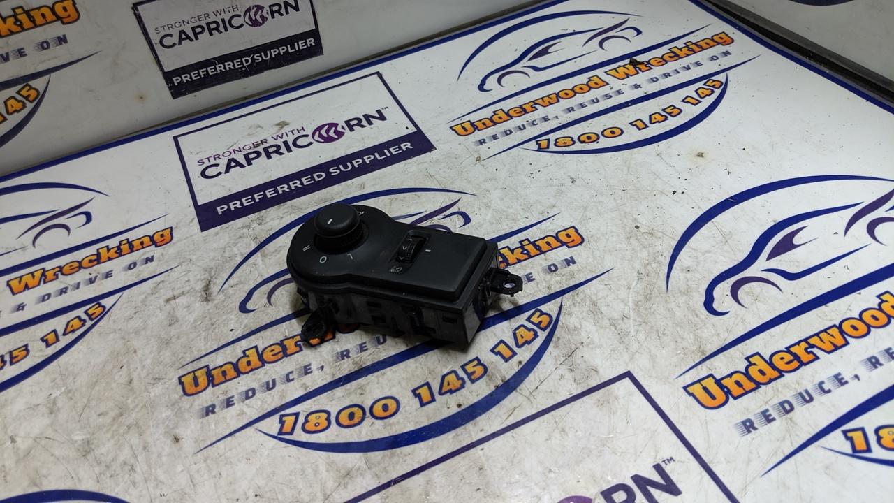 View Auto part Misc Switch/Relay Ldv D90 2018