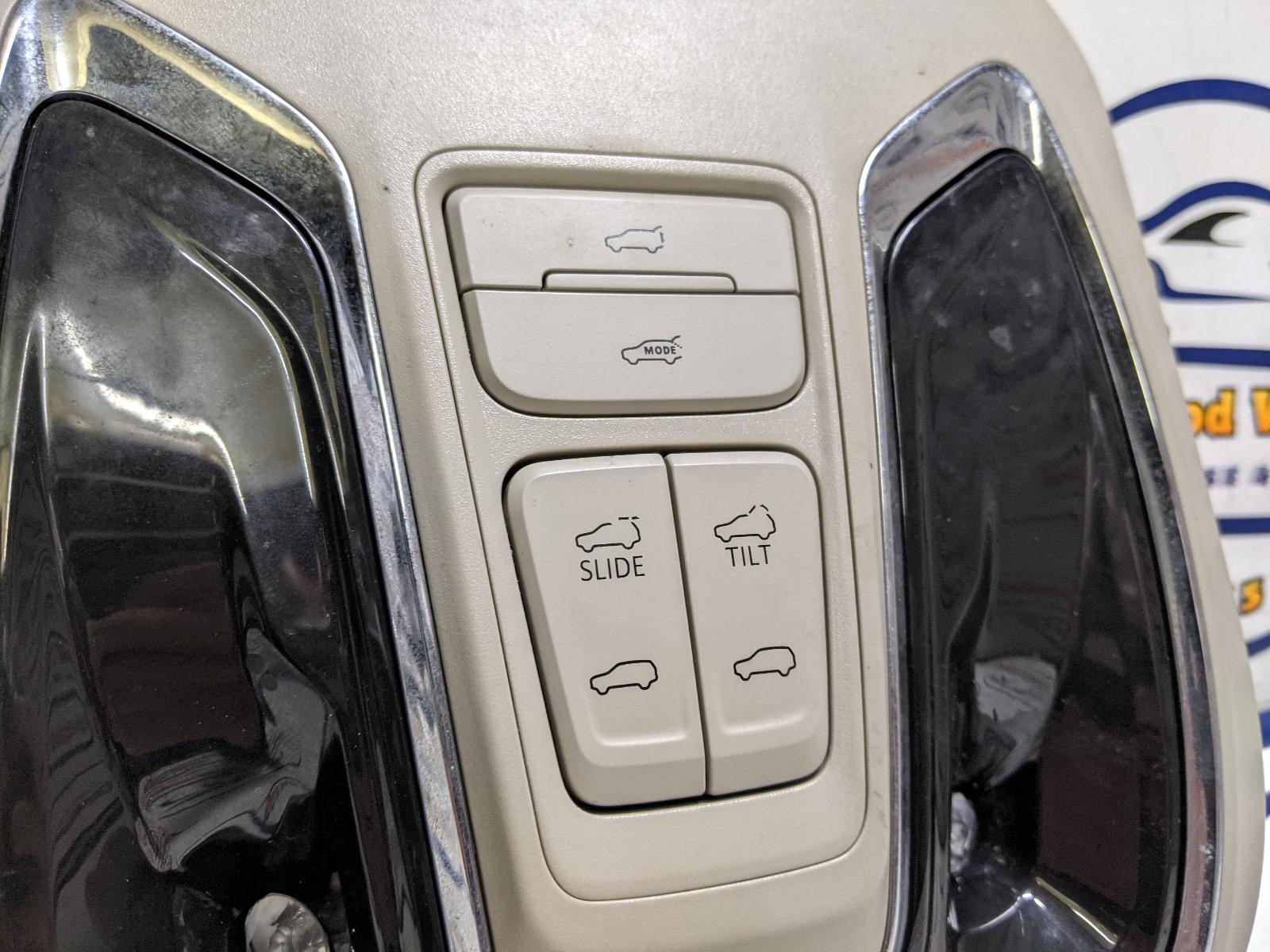 View Auto part Courtesy Light Ldv D90 2018