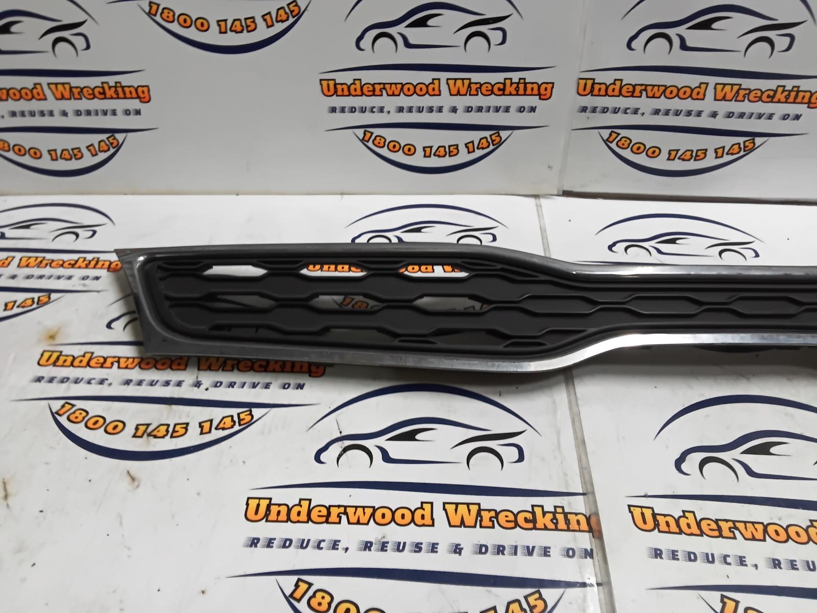 View Auto part Grille Kia Rio 2014