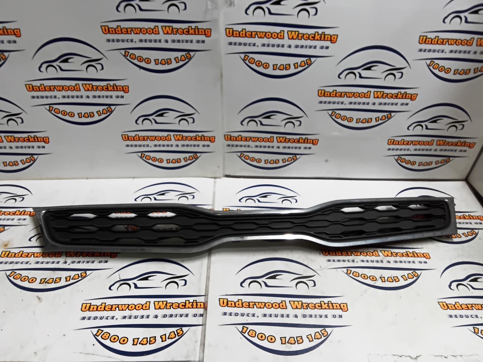 View Auto part Grille Kia Rio 2014