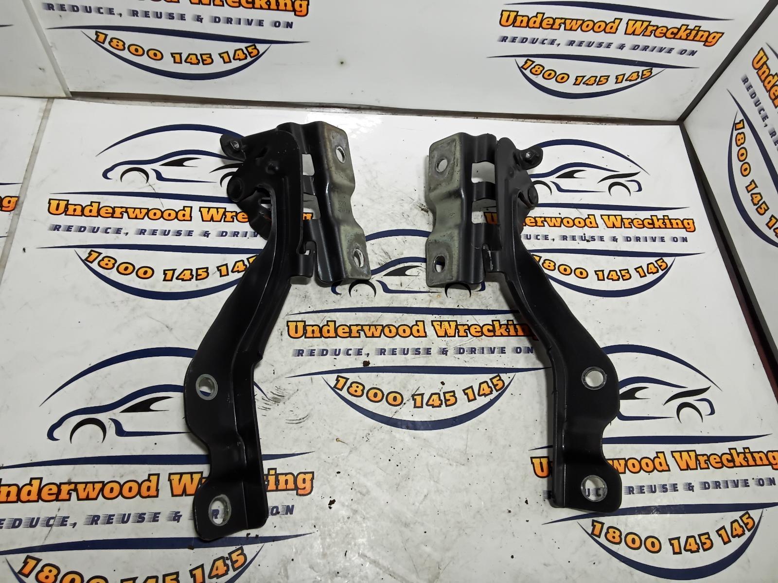 View Auto part Bonnet Hinge/Strut Kia Rio 2014