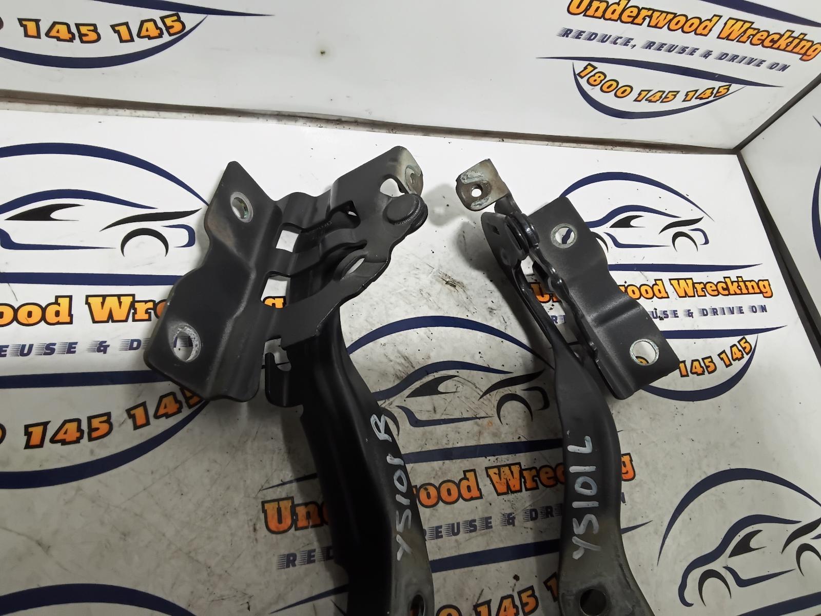 View Auto part Bonnet Hinge/Strut Kia Rio 2014