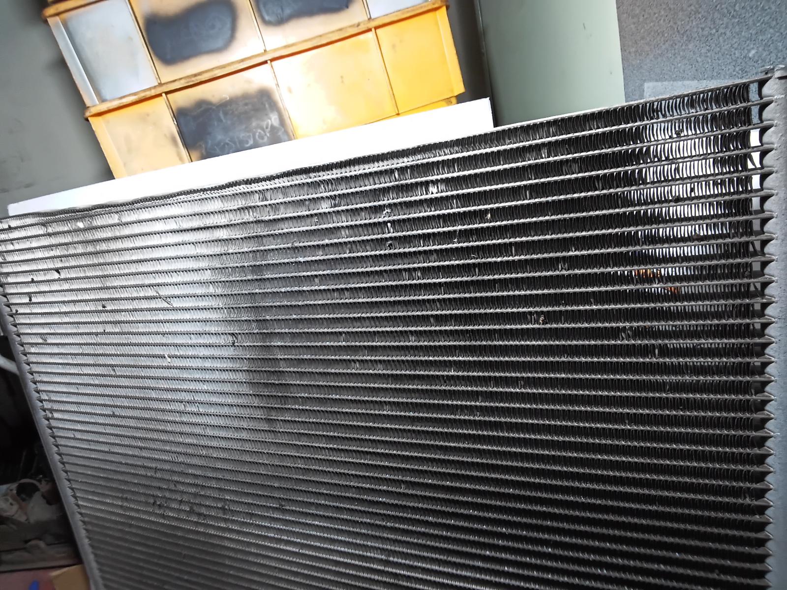 View Auto part A/C Condenser Bmw X5 2009