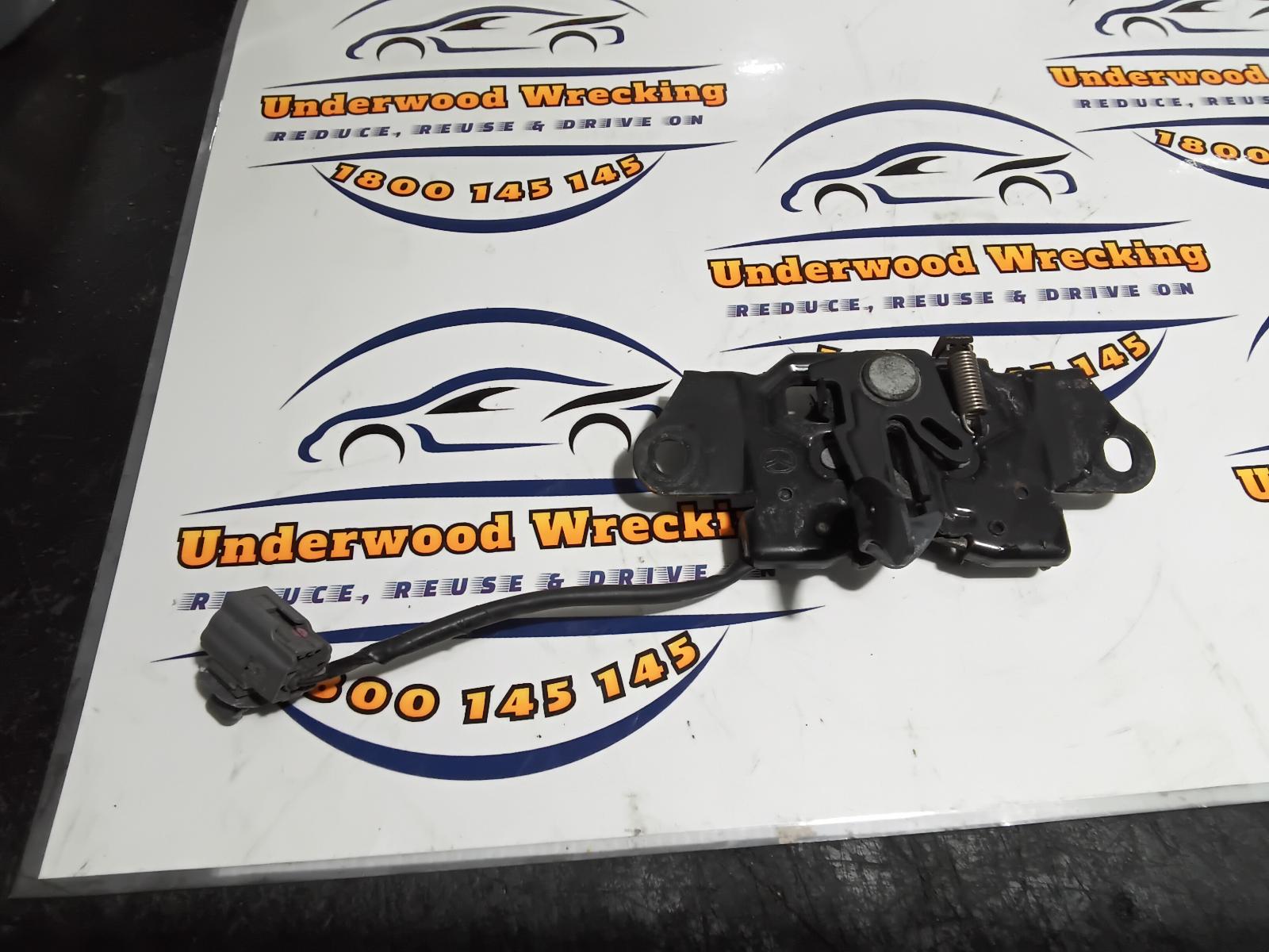 2020 Mazda 2 Bonnet Lock/Support View Auto part Bonnet Lock/Support Mazda 2 2020