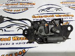 View Auto part Bonnet Lock/Support Mazda 2 2020