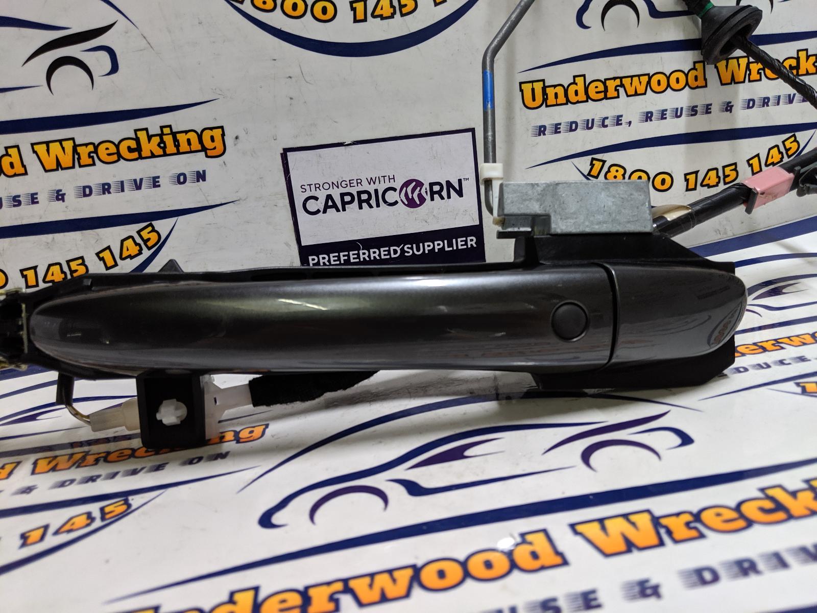 View Auto part Door Handle Mazda 2 2020