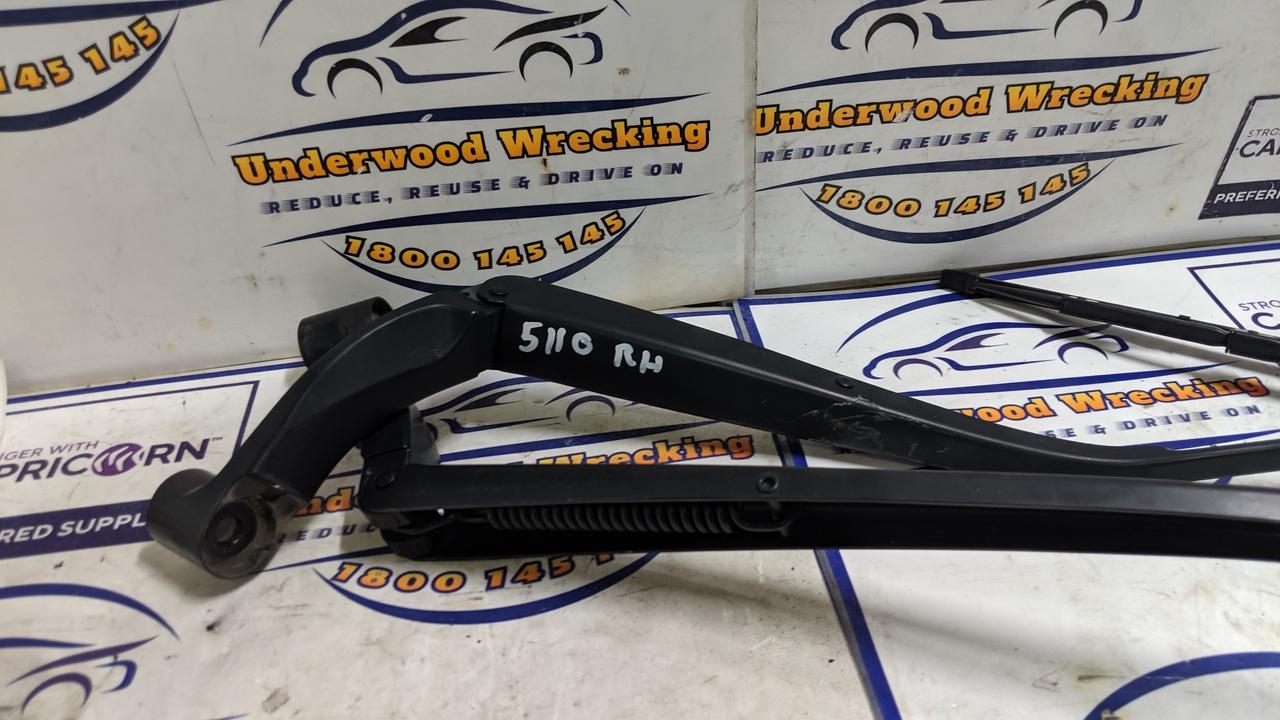 View Auto part Wiper Arm Mazda 2 2020