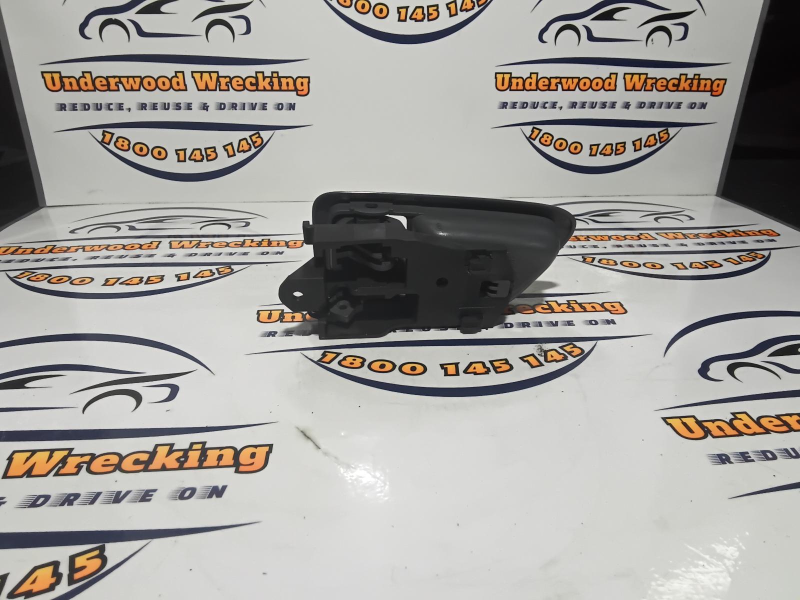 View Auto part Door Handle Toyota Camry 2001