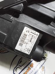 View Auto part Right Headlamp Renault Trafic 2017