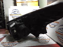 View Auto part Right Headlamp Renault Trafic 2017