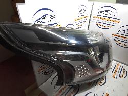 View Auto part Right Headlamp Renault Trafic 2017