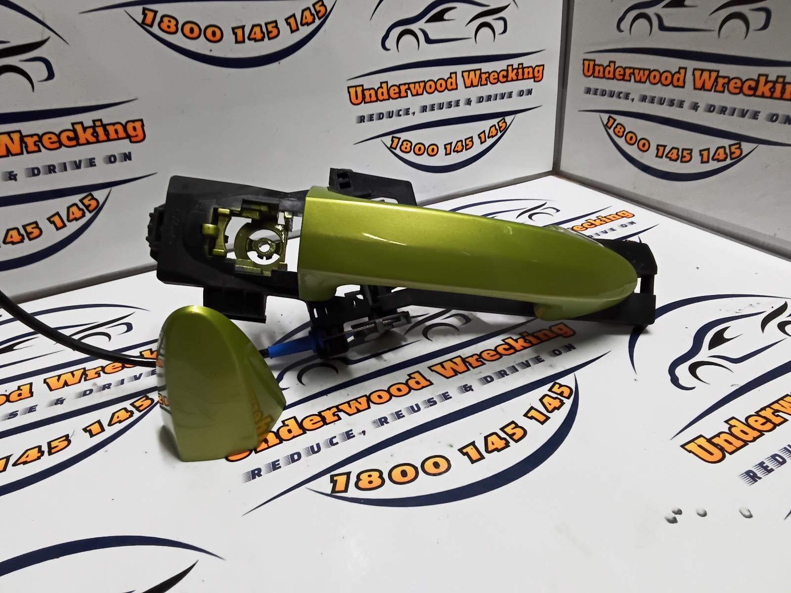 View Auto part Door Handle Ford Fiesta 2009