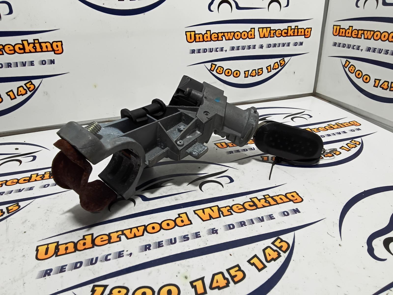 View Auto part Ignition W/ Key Fiat Punto 2014