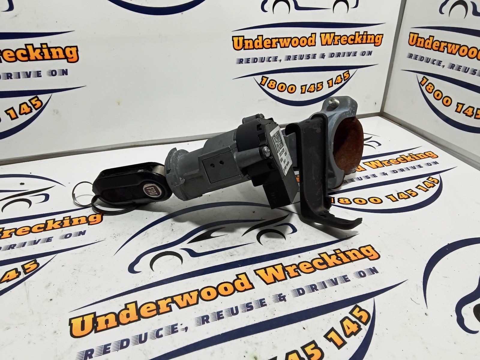 View Auto part Ignition W/ Key Fiat Punto 2014