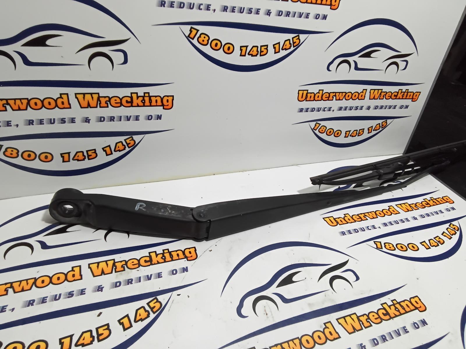 View Auto part Wiper Arm Nissan Tiida 2010