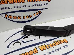 View Auto part Wiper Arm Nissan Tiida 2010