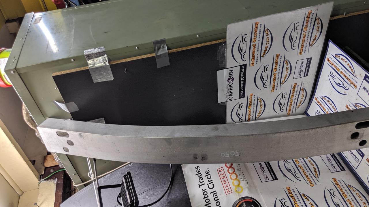 2014 Toyota Kluger F/Bar Reinforc/Brack View Auto part F/Bar Reinforc/Brack Toyota Kluger 2014