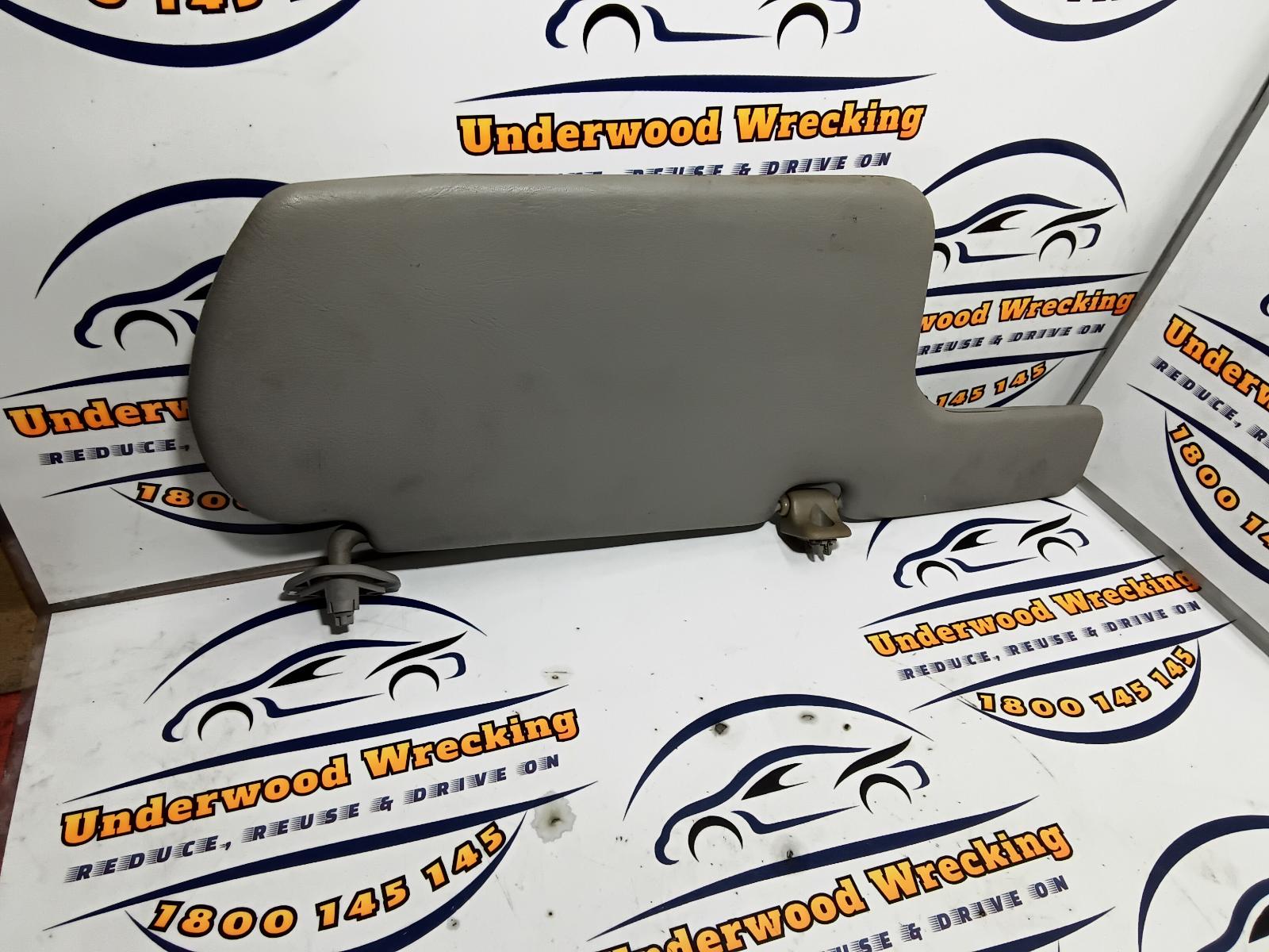 2001 Nissan Pulsar Sunvisor View Auto part Sunvisor Nissan Pulsar 2001