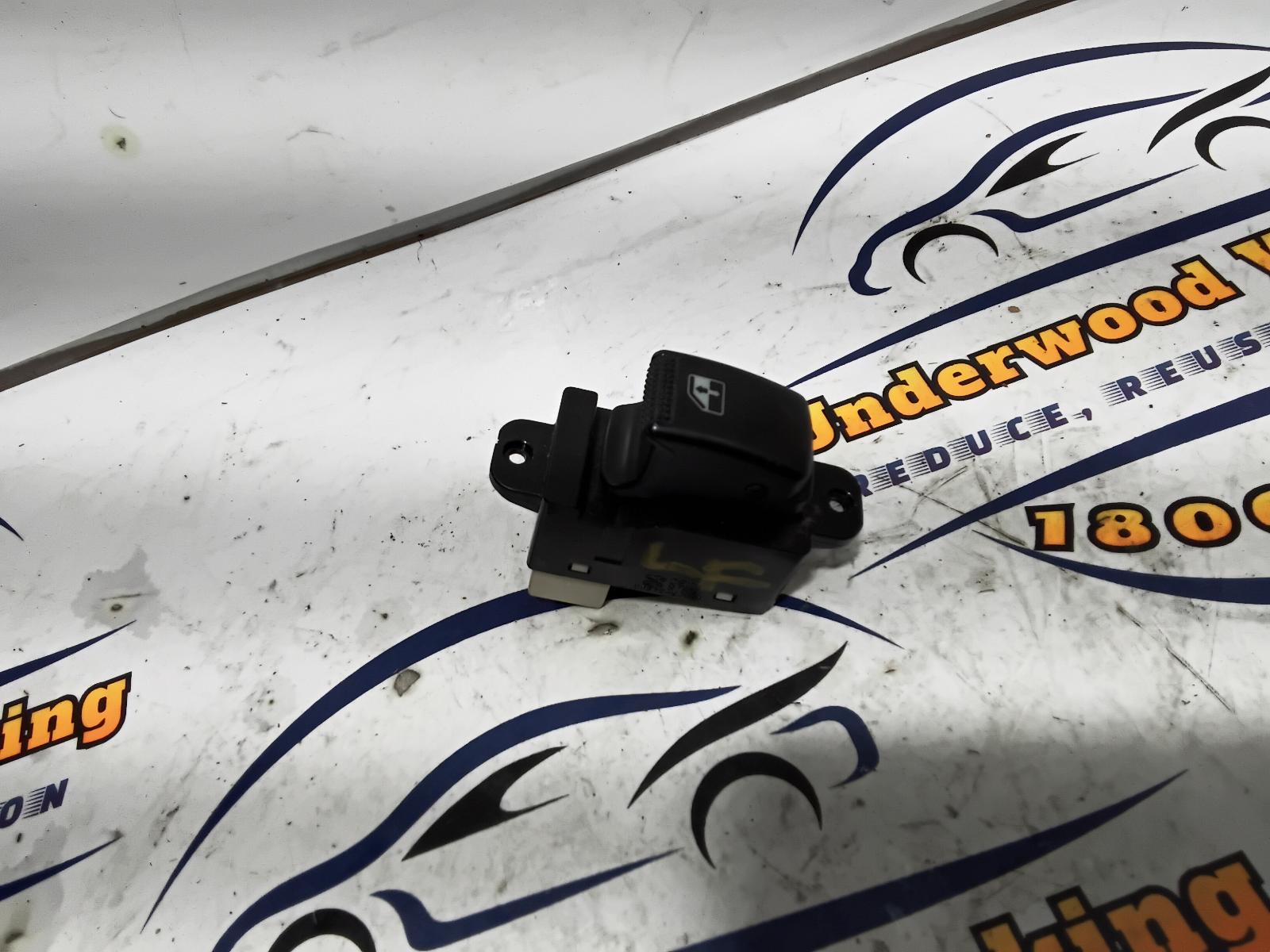 View Auto part Pwr Dr Wind Switch Hyundai Elantra 2002