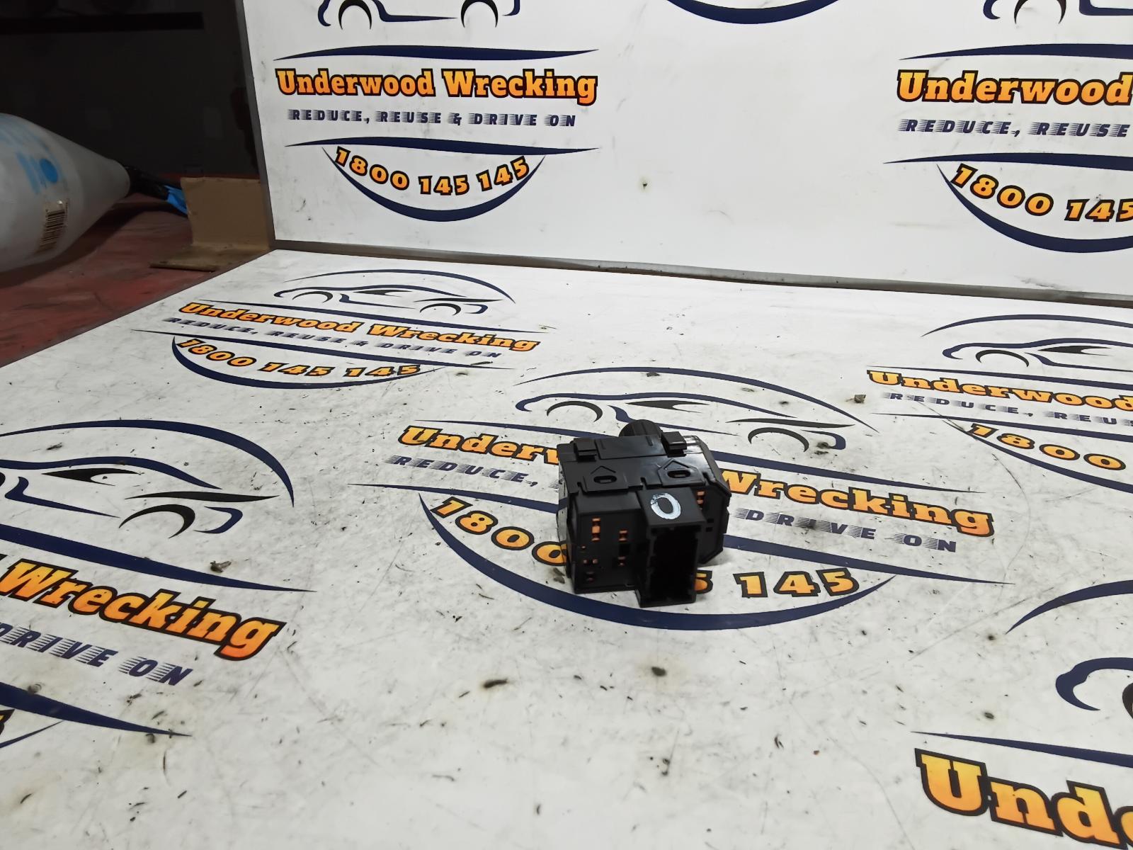 2010 Nissan Maxima Misc Switch/Relay View Auto part Misc Switch/Relay Nissan Maxima 2010