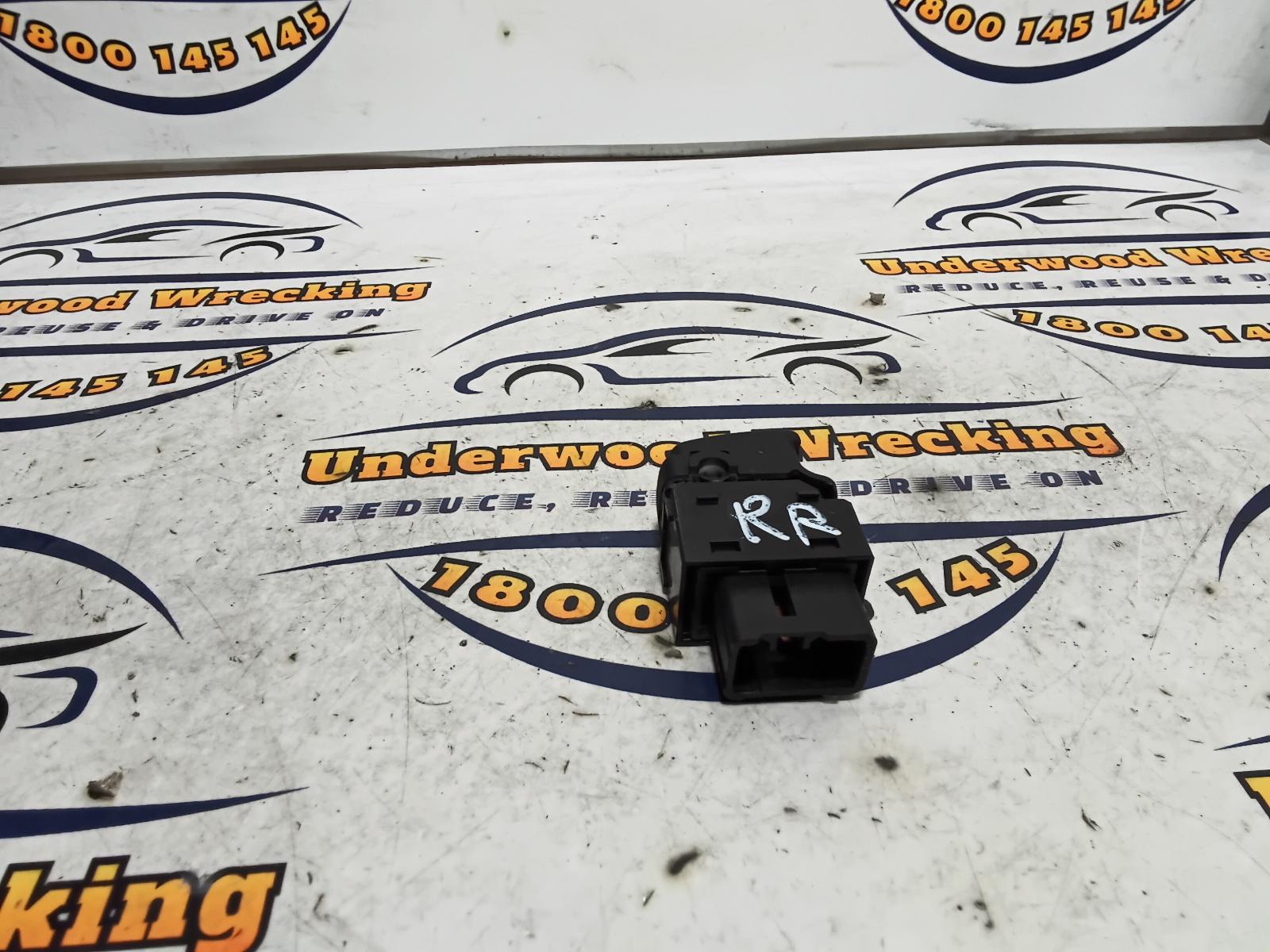 2006 Kia Sorento Pwr Dr Wind Switch View Auto part Pwr Dr Wind Switch Kia Sorento 2006