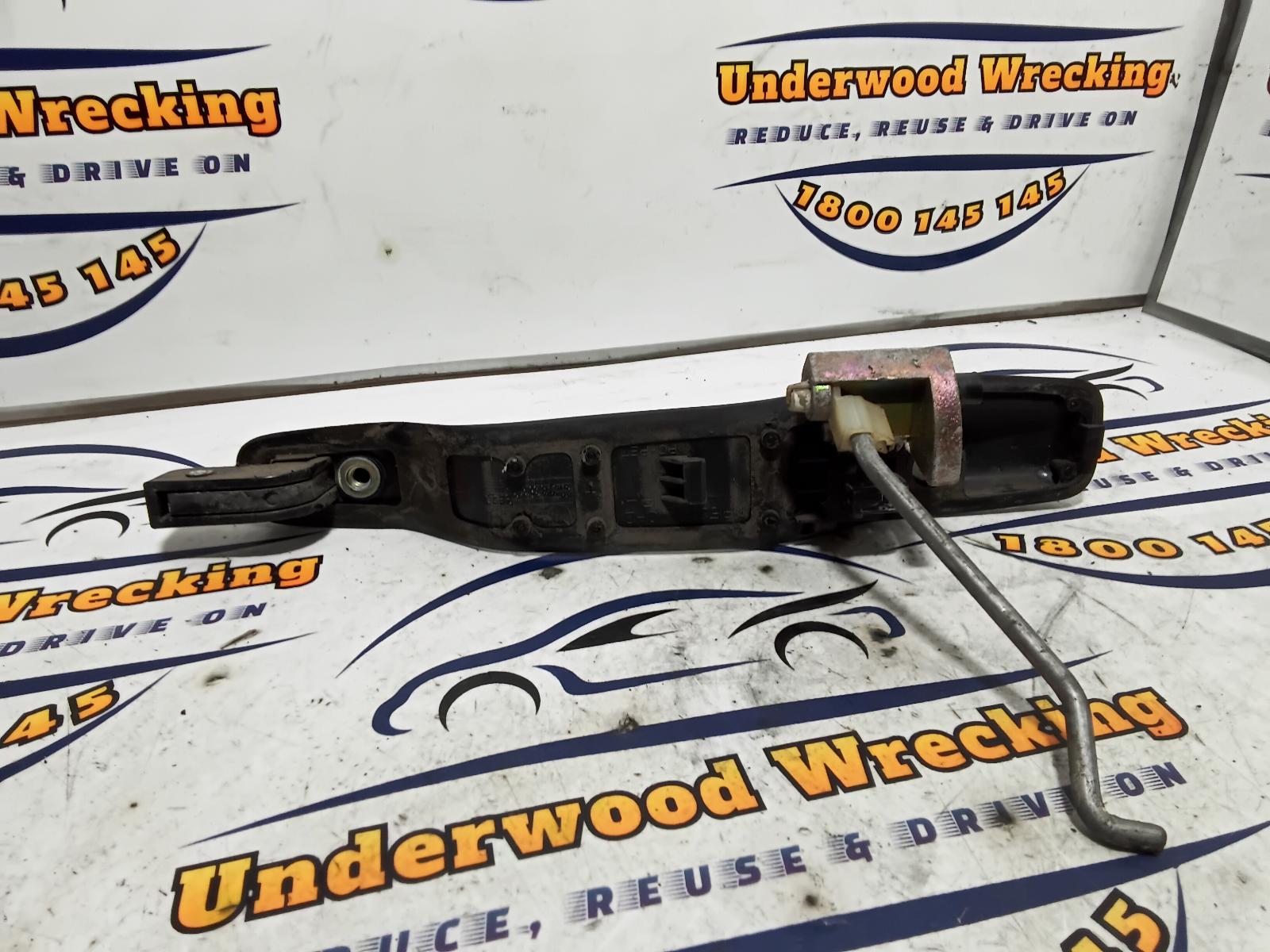 View Auto part Door Handle Mitsubishi Outlander 2006