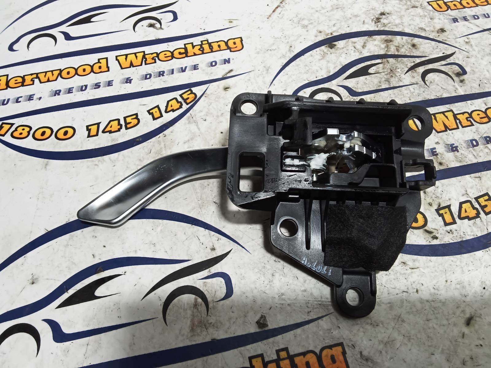 View Auto part Door Handle Hyundai I30 2017