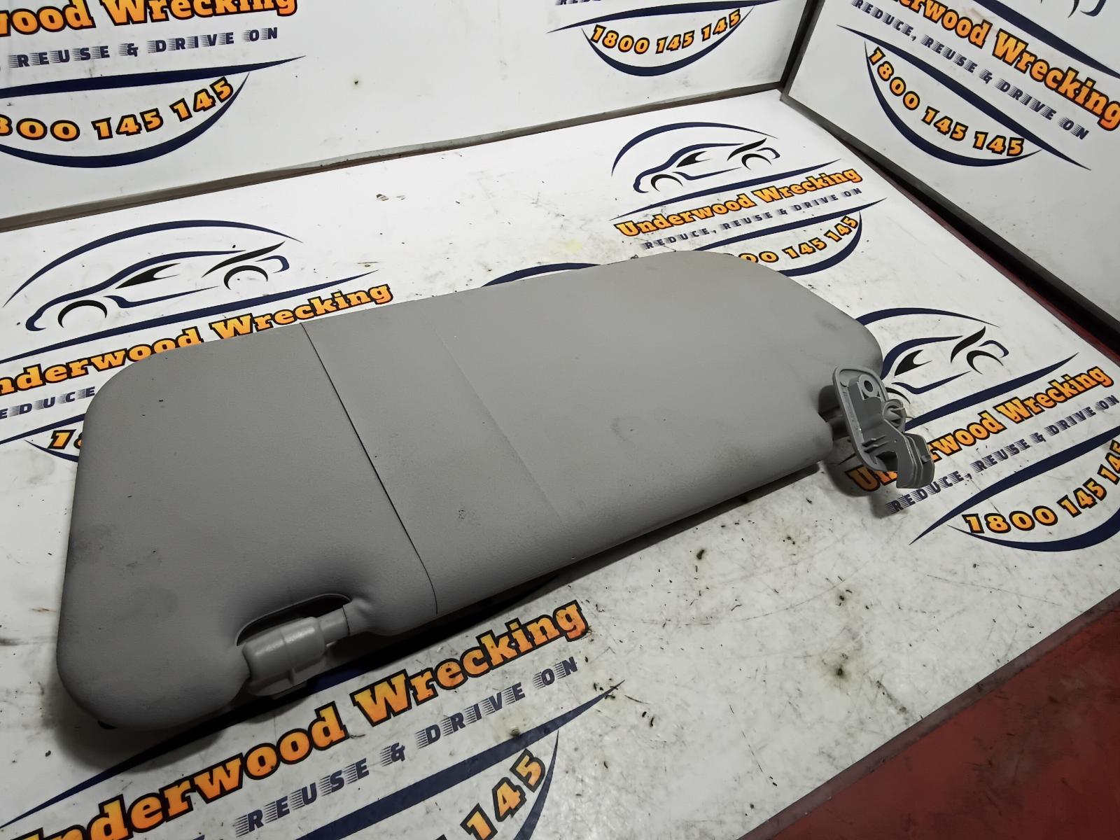 View Auto part Sunvisor Mazda 3 2008