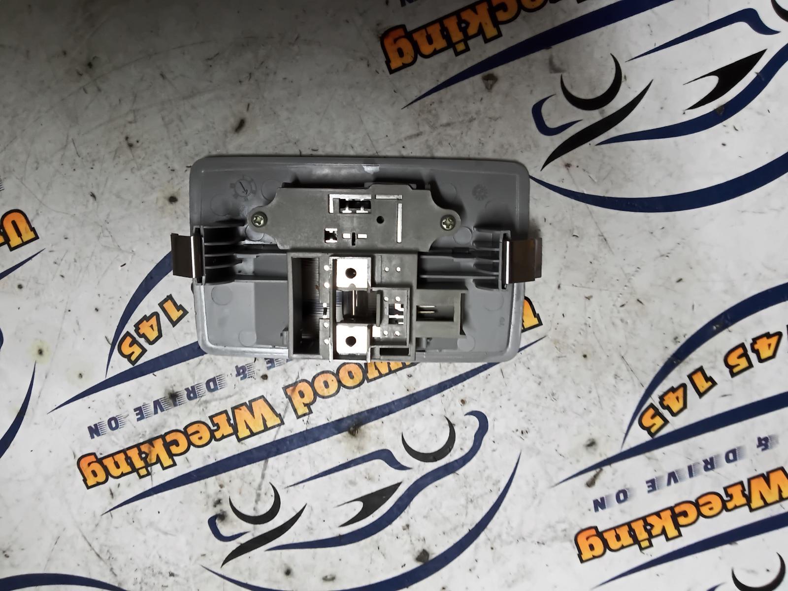 2006 Mazda 3 Courtesy Light View Auto part Courtesy Light Mazda 3 2006