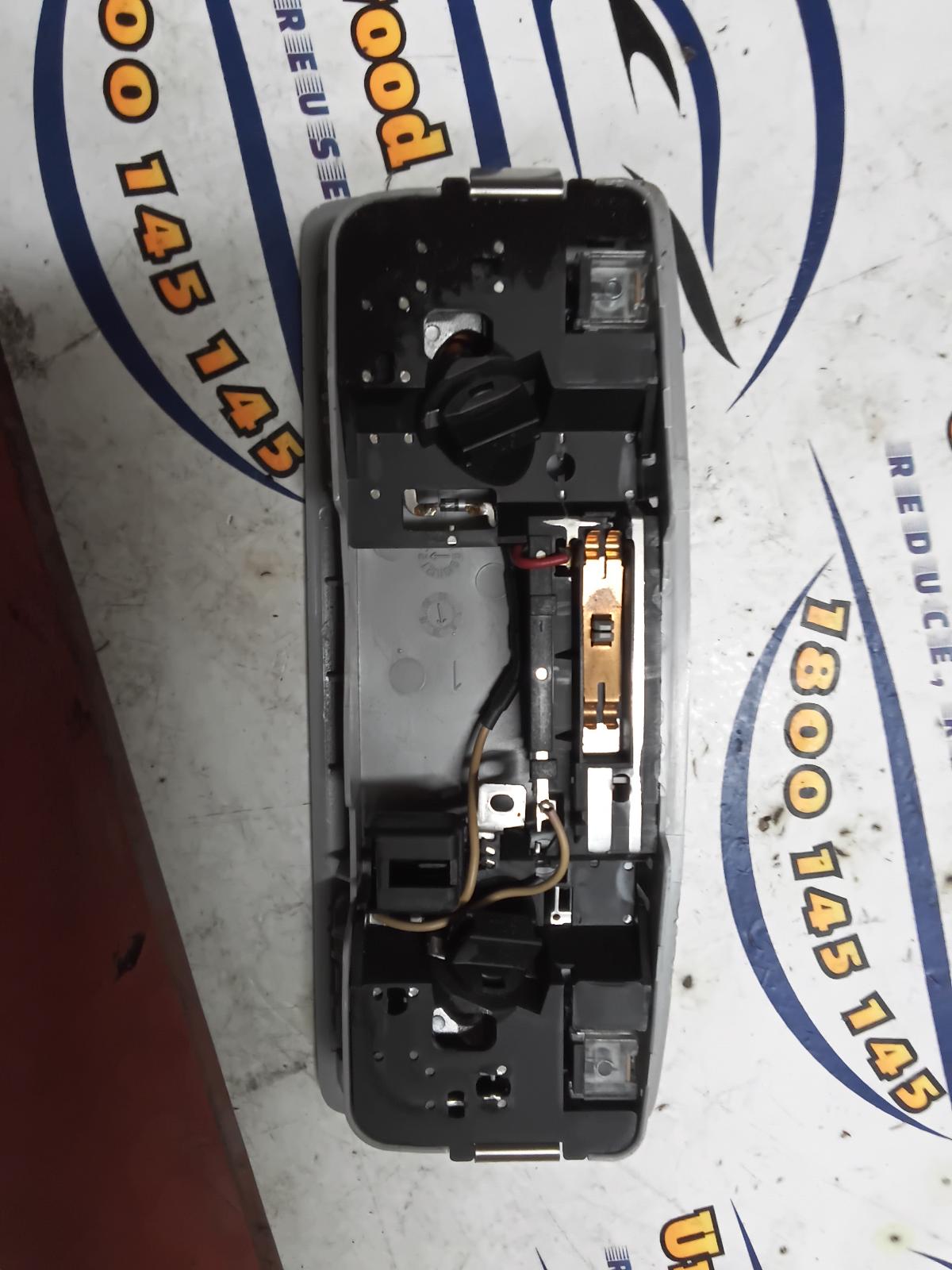 2006 Mazda 3 Courtesy Light View Auto part Courtesy Light Mazda 3 2006