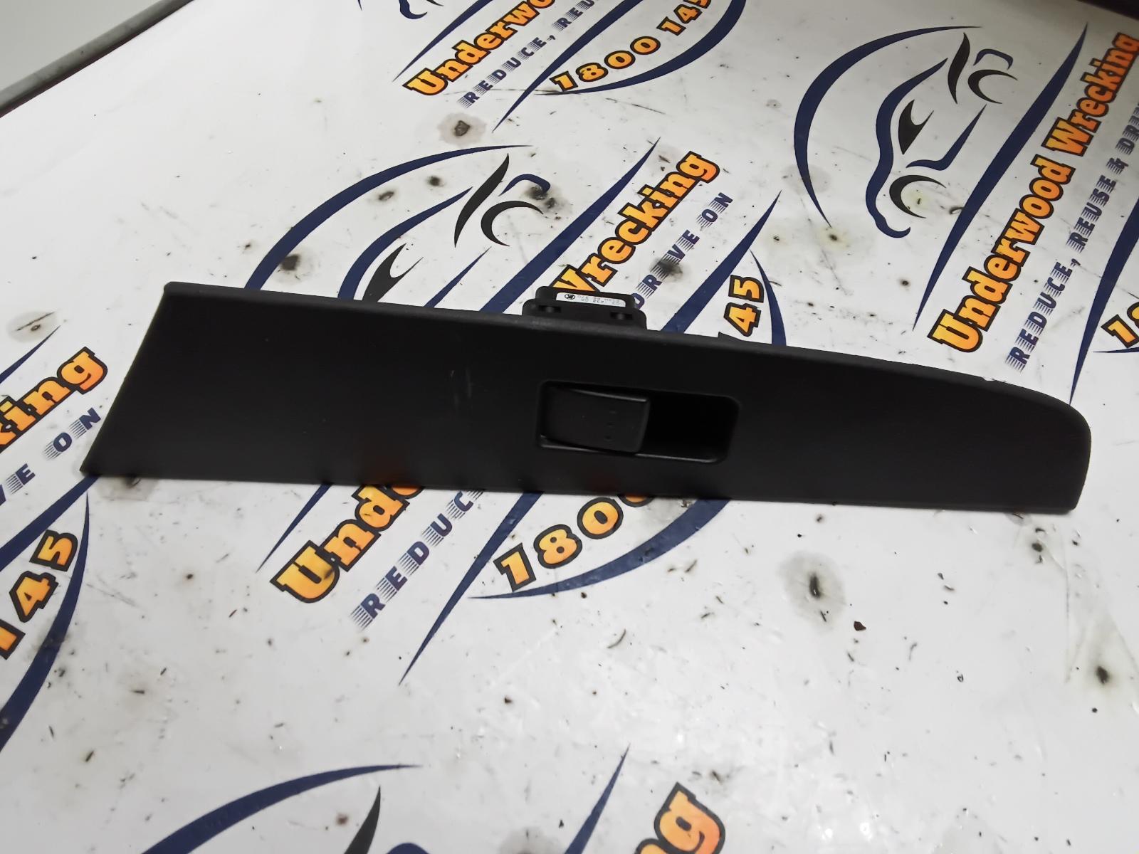 2006 Mazda 3 Pwr Dr Wind Switch View Auto part Pwr Dr Wind Switch Mazda 3 2006