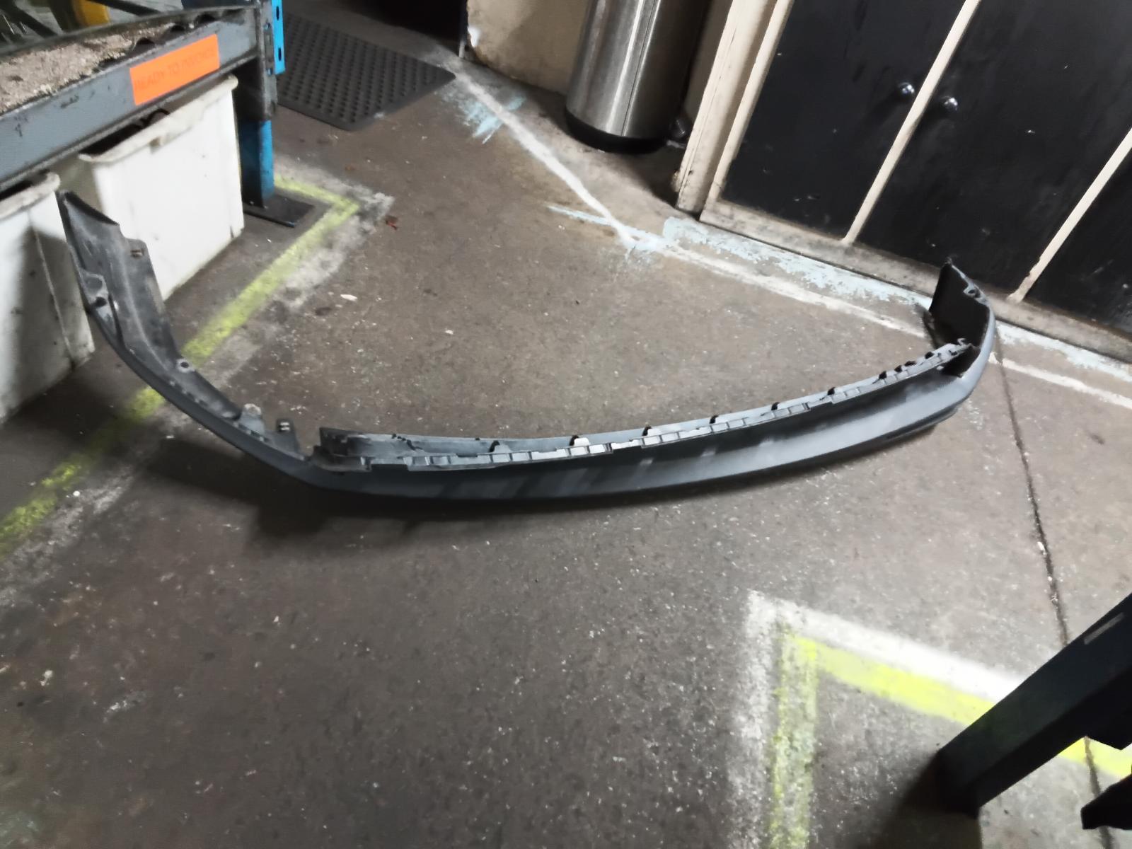 2014 Toyota Kluger Front Bumper View Auto part Front Bumper Toyota Kluger 2014