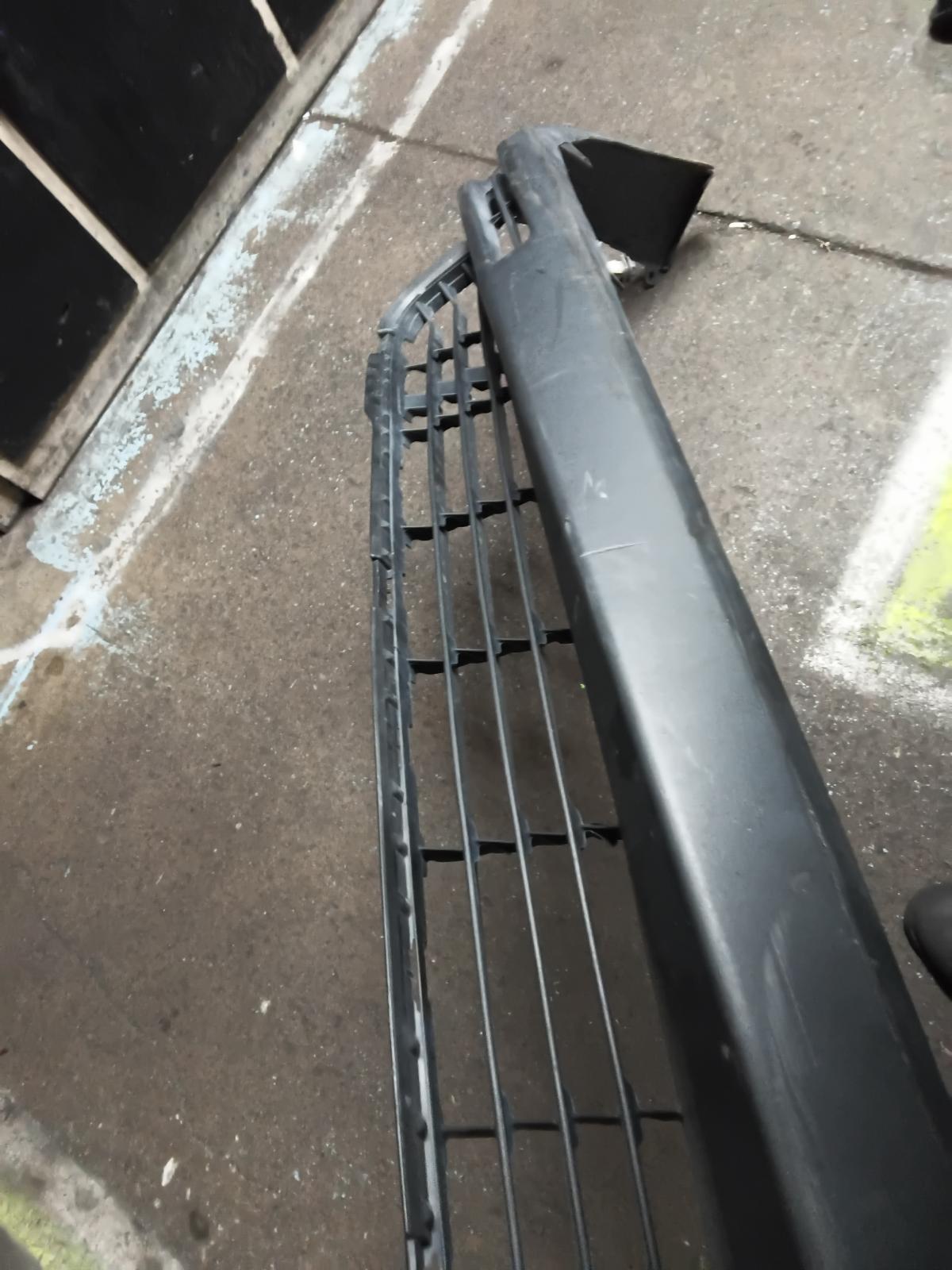 2014 Toyota Kluger Front Bumper View Auto part Front Bumper Toyota Kluger 2014
