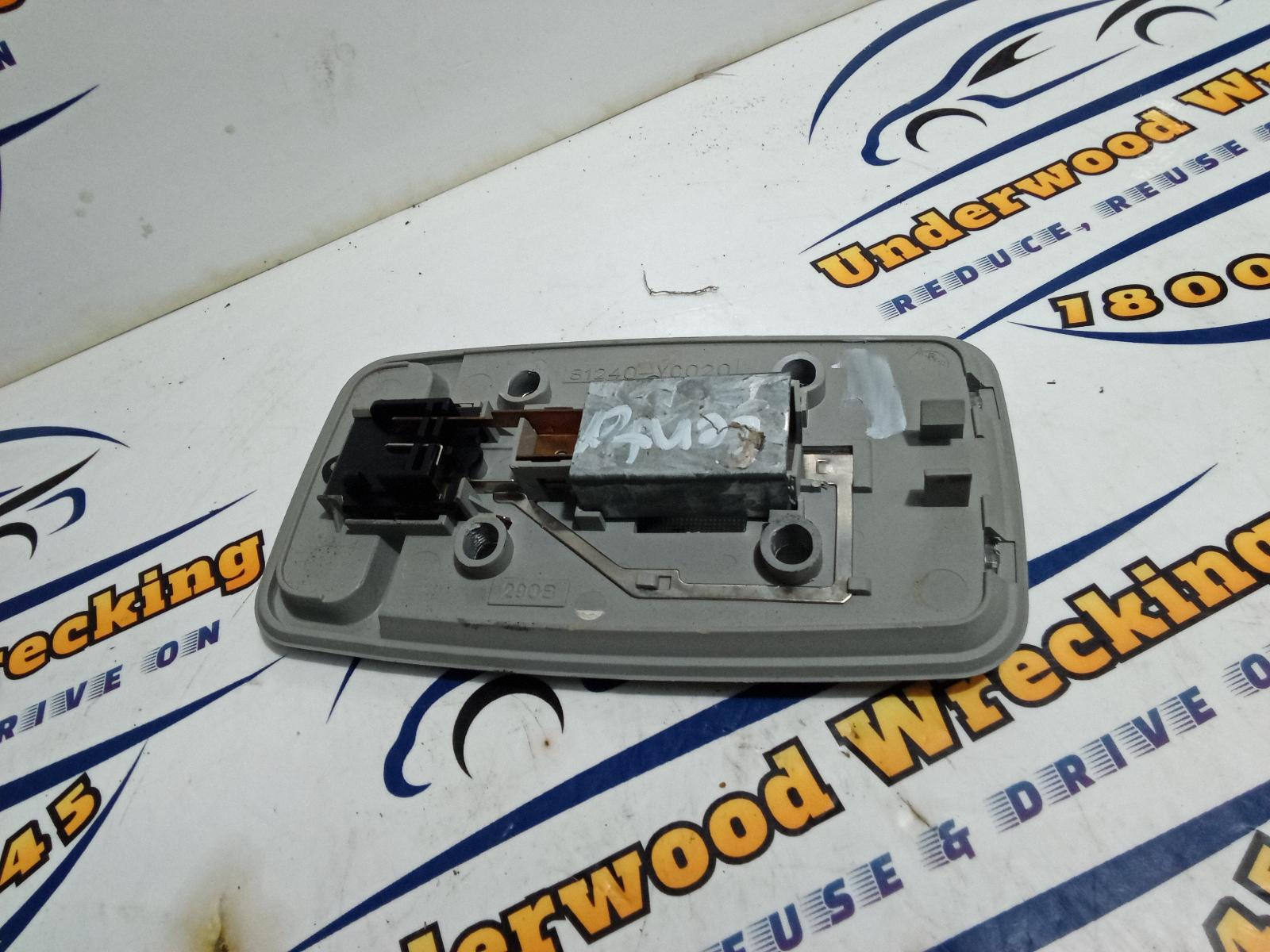 View Auto part Courtesy Light Toyota Camry 1997