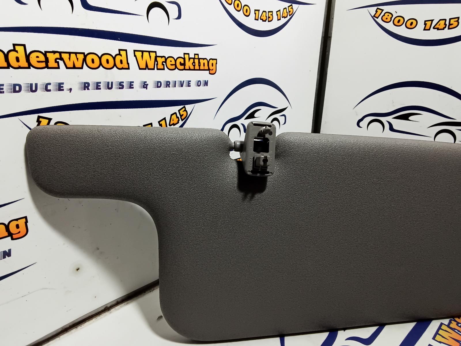 1999 Toyota Corolla Sunvisor View Auto part Sunvisor Toyota Corolla 1999