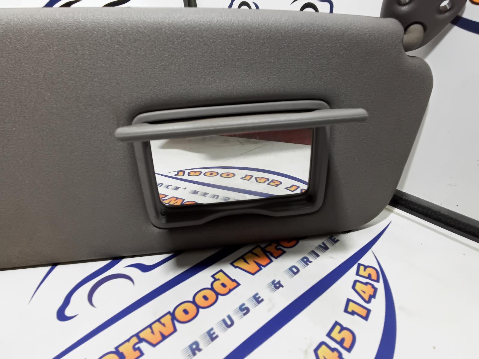 1999 Toyota Corolla Sunvisor View Auto part Sunvisor Toyota Corolla 1999